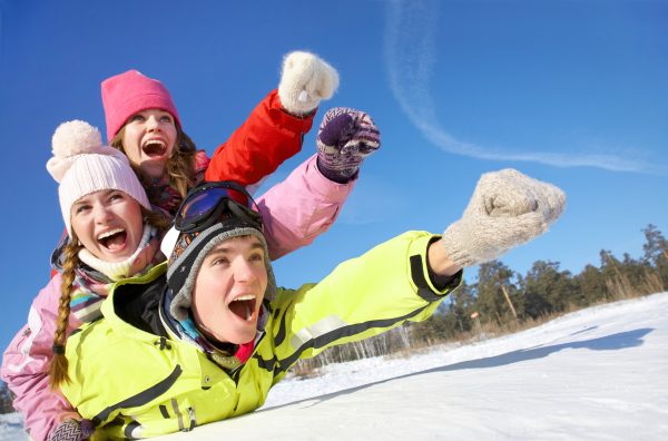 adults-playing-in-the-snow